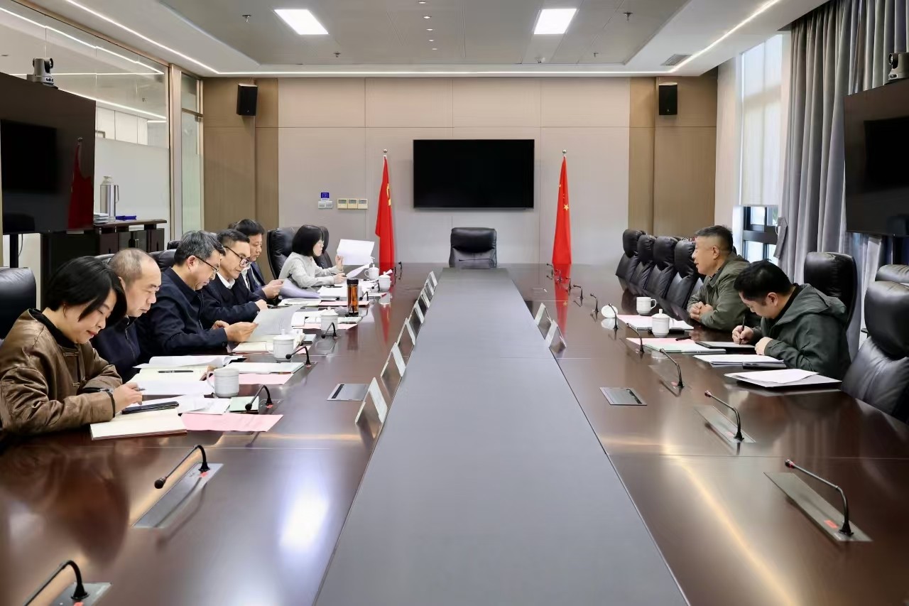 1740474541749237.jpg 994bfd9237d7ce5c1b234b9674a32ab.jpg