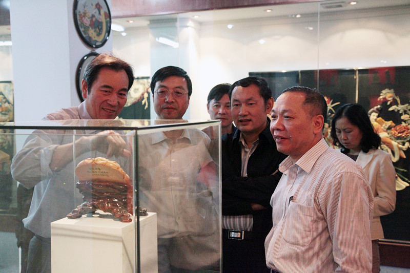 廣東省聯(lián)社主任舒海波一行來我司考察