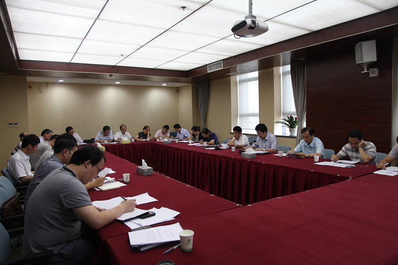 集團(tuán)公司召開教育實(shí)踐活動(dòng)查擺問題開展批評環(huán)節(jié)工作部署會議