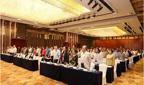 省工藝品公司出席全國工藝美術行業(yè)年會暨中國工藝美術協會第六屆第四次理事會