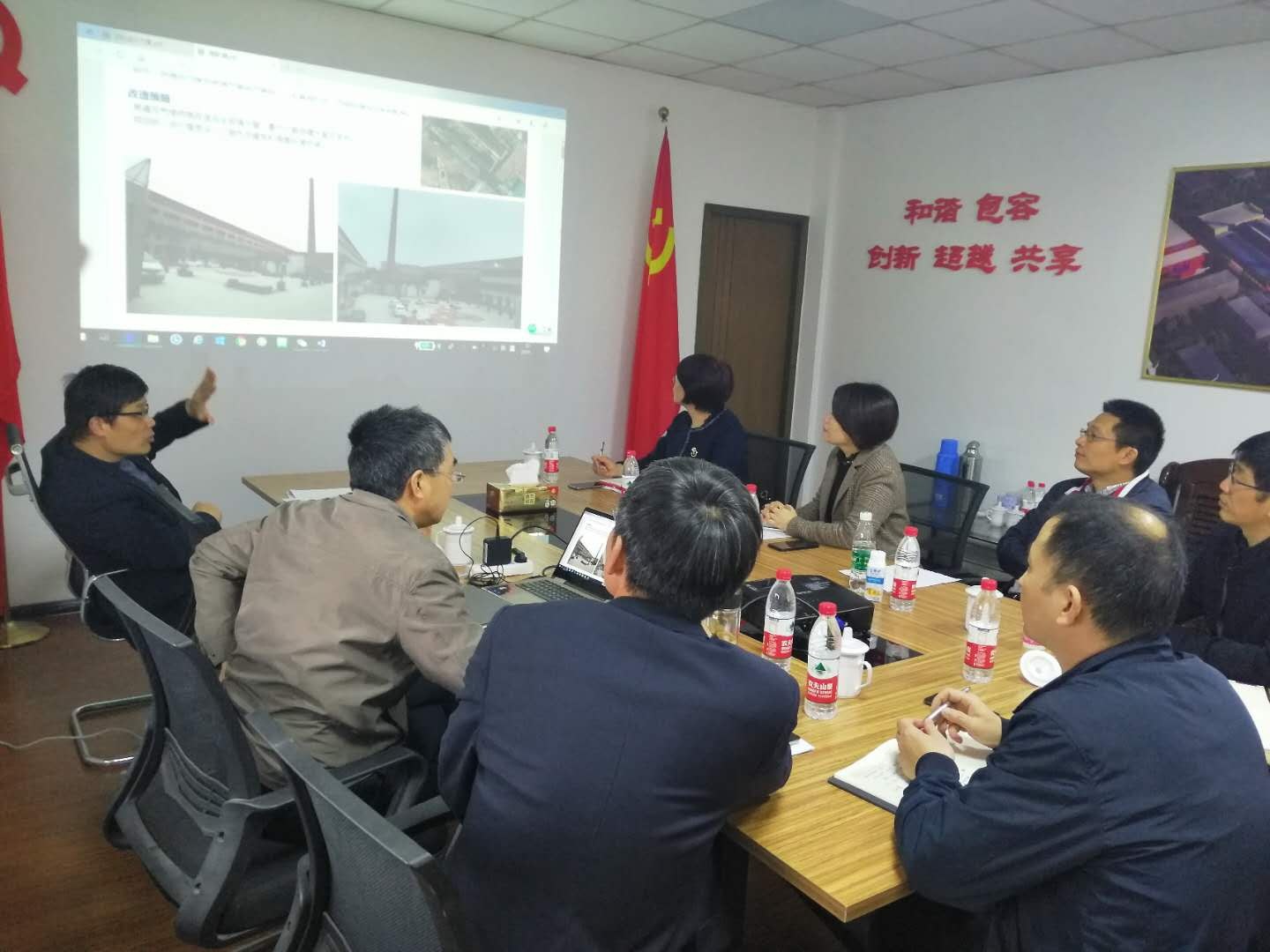 商業(yè)公司召開信聯(lián)鋼廠二期工程改造項(xiàng)目現(xiàn)場推進(jìn)會