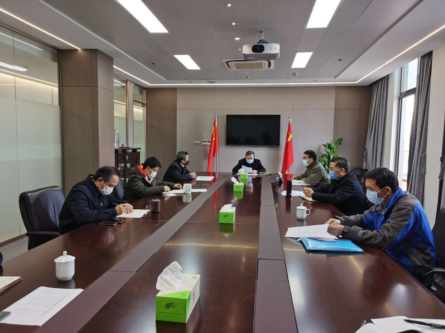 集團黨委召開疫情防控和復工復產(chǎn)專題會議