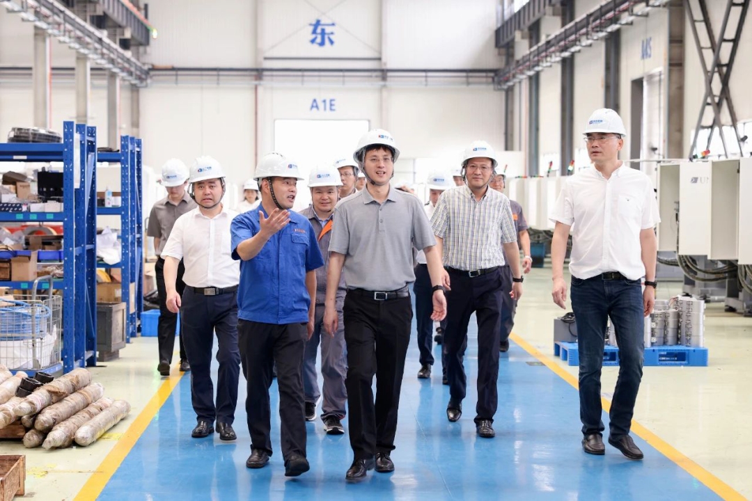 德清縣委副書記、縣長王波赴申達公司調(diào)研