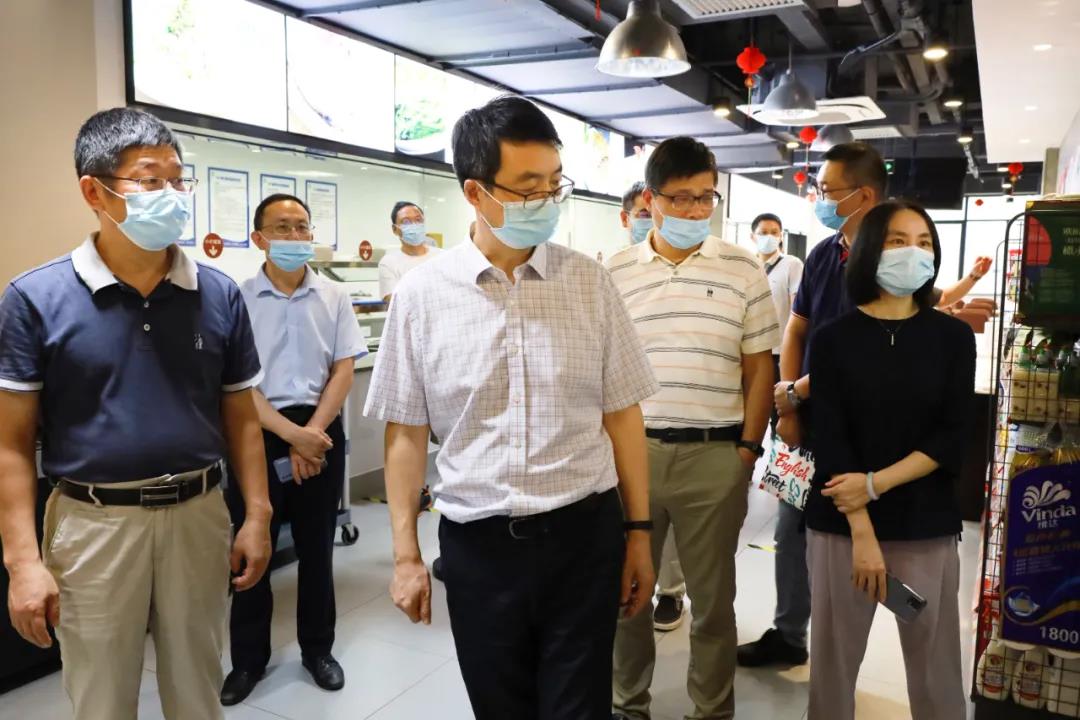 吳敏赴商業(yè)公司有關物業(yè)開展國慶節(jié)前安全生產(chǎn)檢查