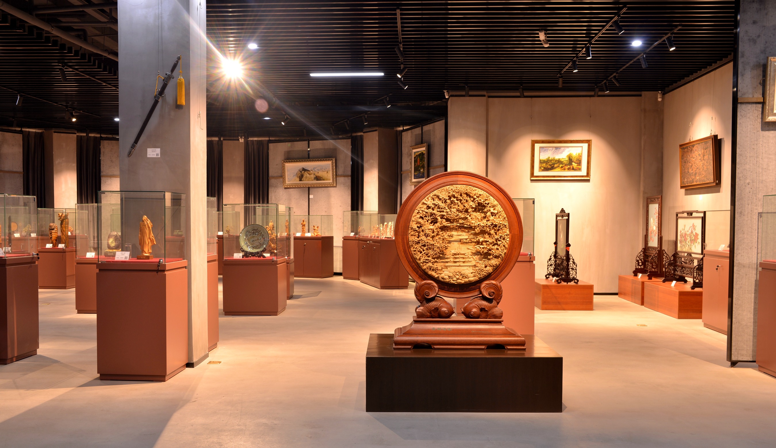 《工美文旅項目投資指引》發(fā)布 省二輕集團(tuán)致力于打響工美文旅產(chǎn)業(yè)品牌