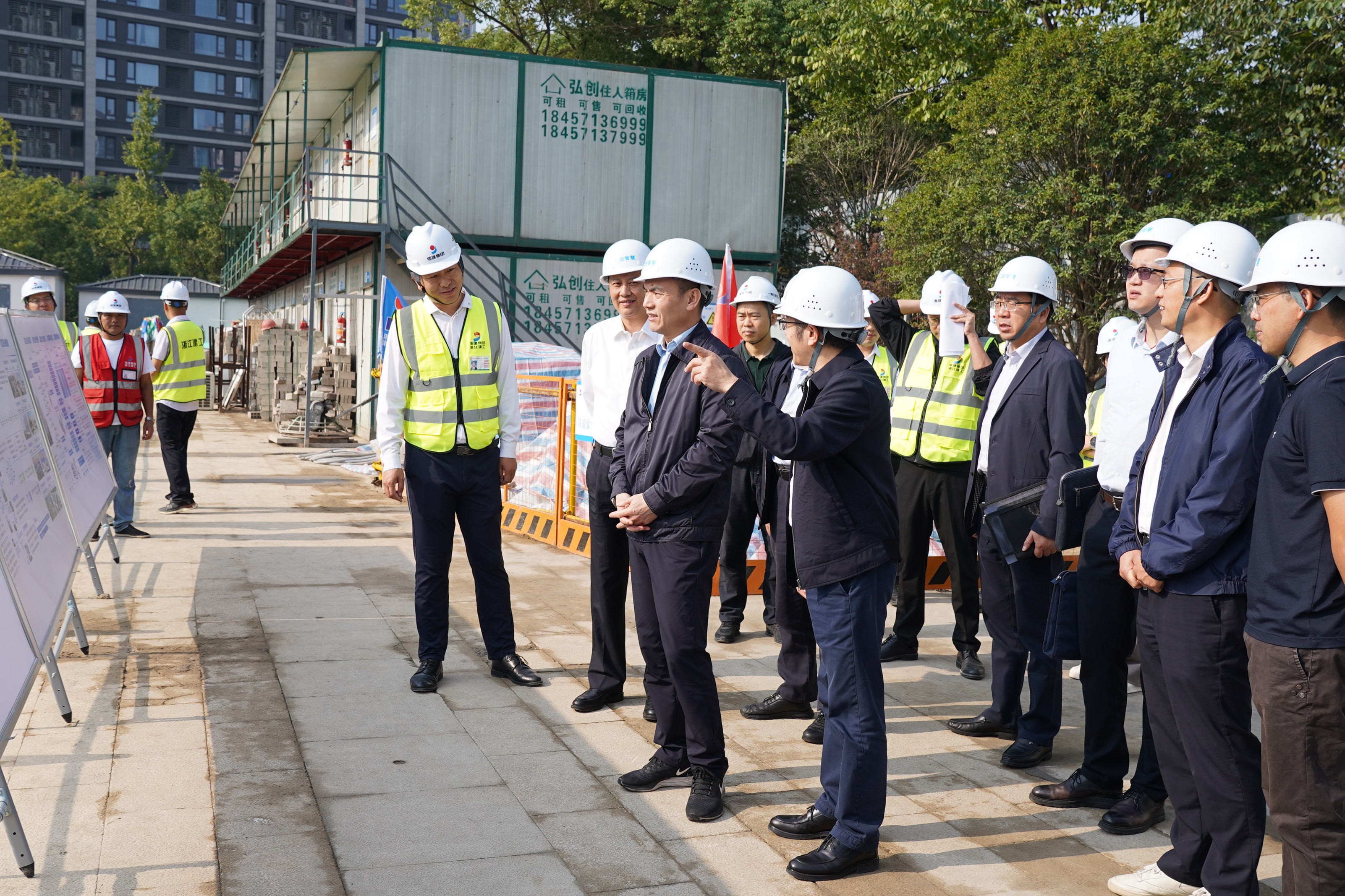 孫哲君一行專題調(diào)研浙江省智能船舶創(chuàng)新中心項目